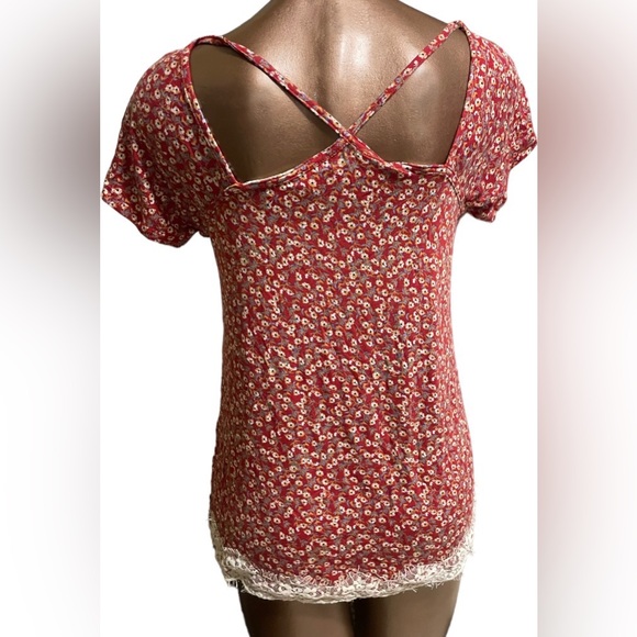 Nwot Rewind Lace Trim Top - Picture 2 of 7